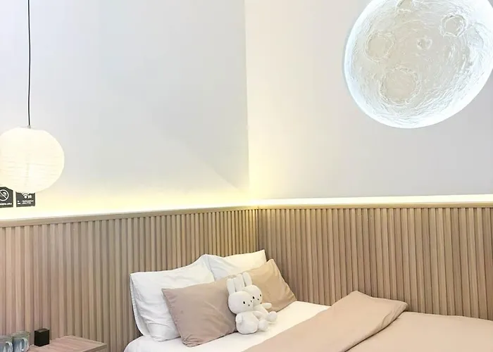 Nhat Quang House
