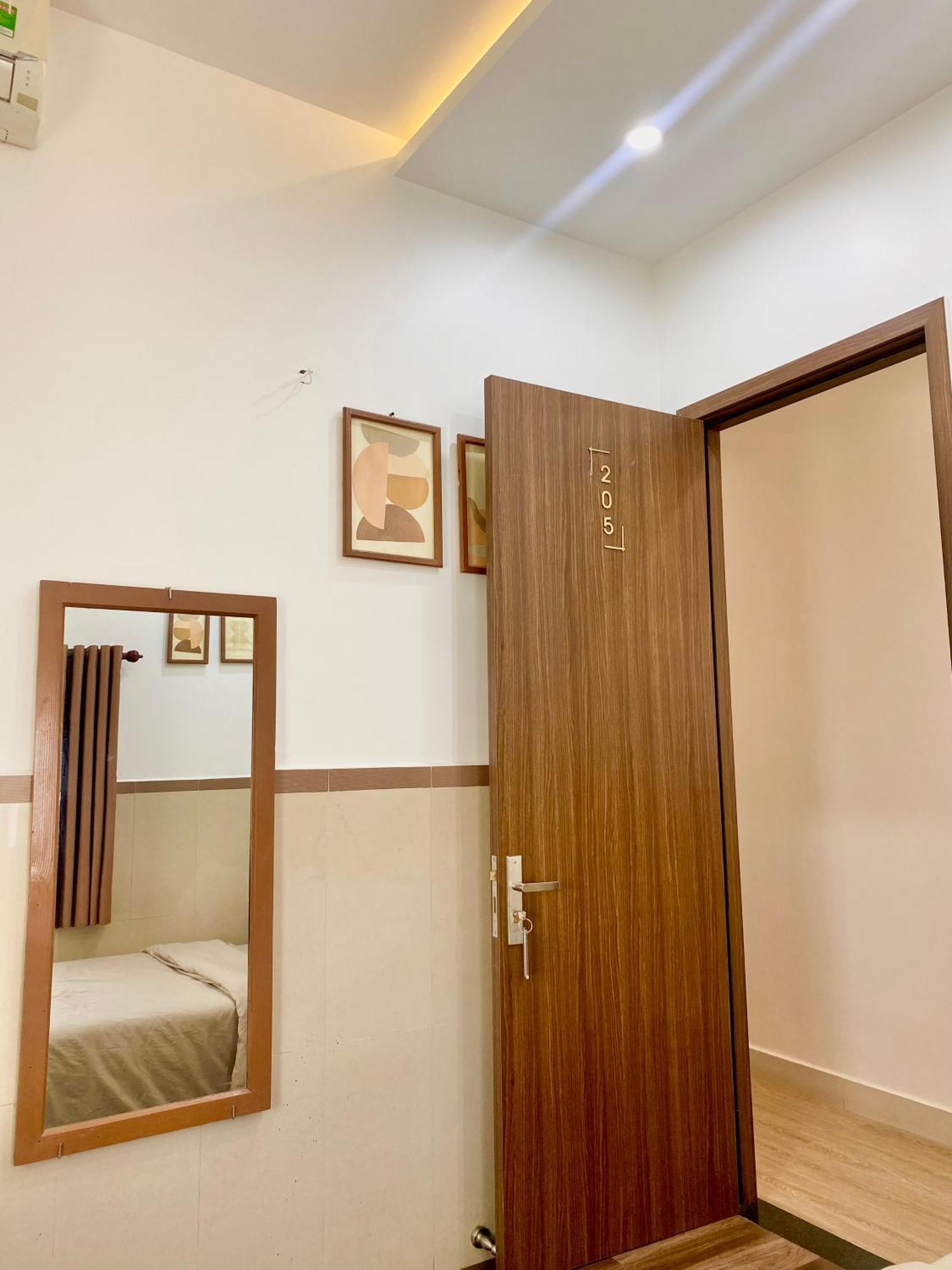 Nhat Quang House