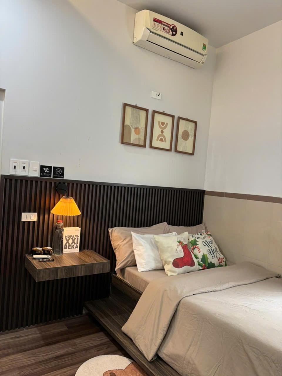 Inn Nhat Quang House *